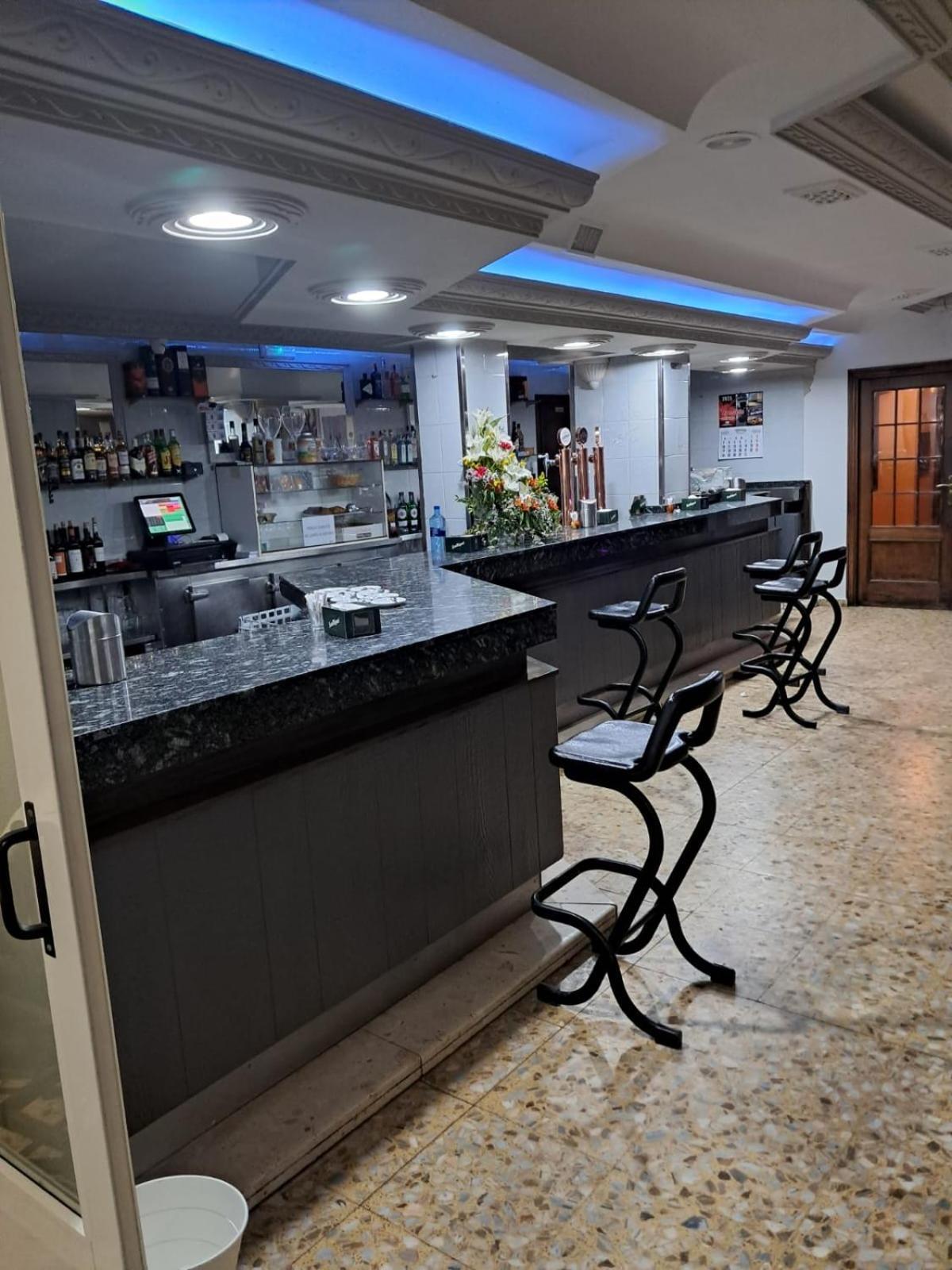 Hostal San Miguel Villalobar Exterior photo