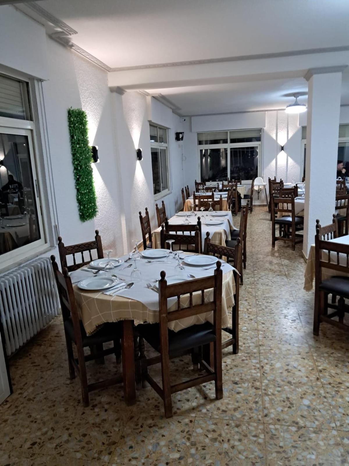 Hostal San Miguel Villalobar Exterior photo